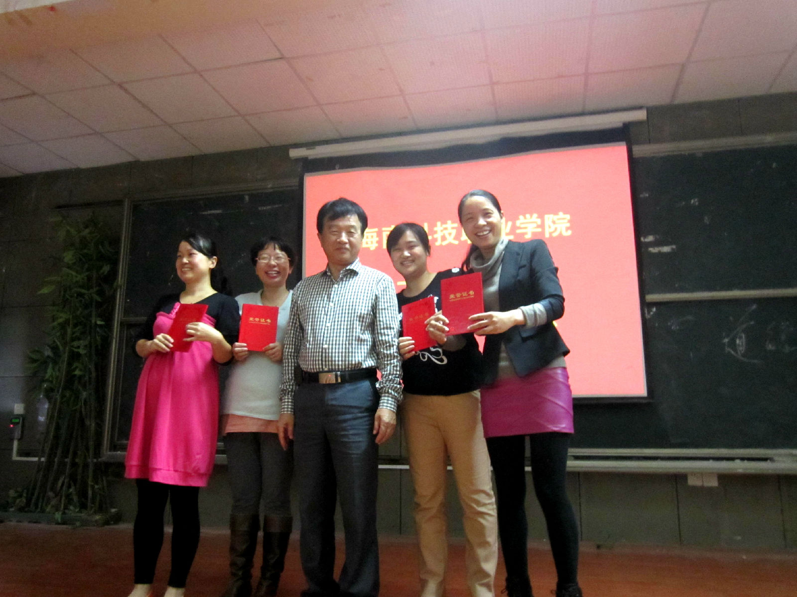 clip_image007.jpg clip_image007.jpg