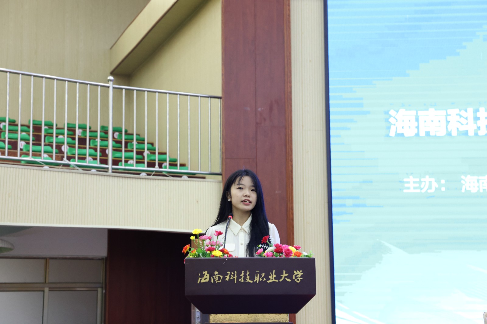 7B7A1304.JPG
