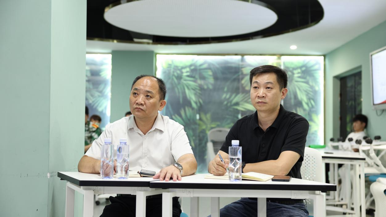 图片2.png 图片2.png
