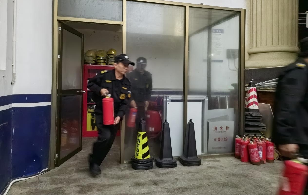 图片2.jpg 图片2.jpg